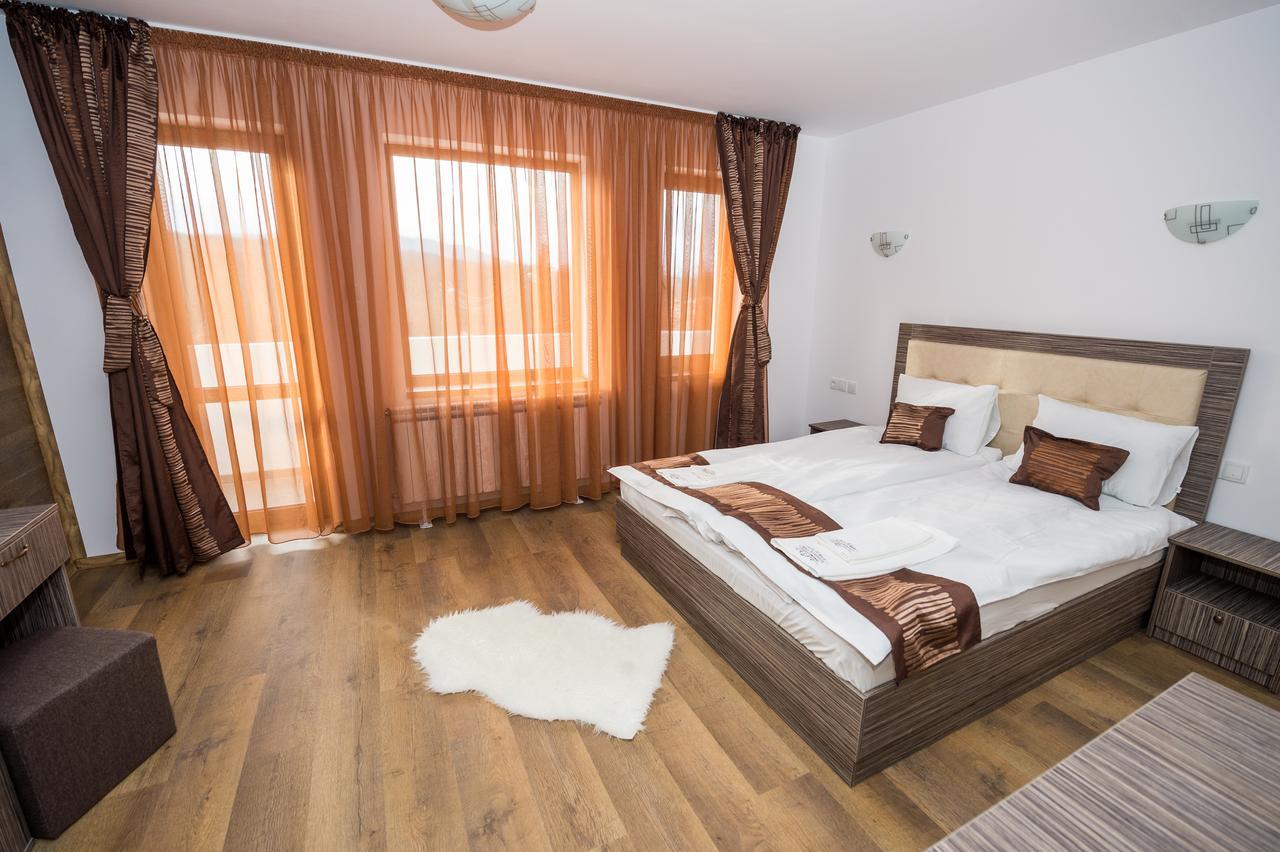 Sinjirite Complex Hotell Elena Eksteriør bilde