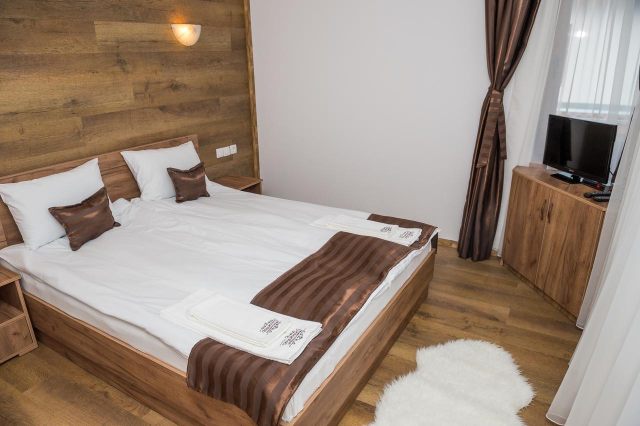 Sinjirite Complex Hotell Elena Eksteriør bilde